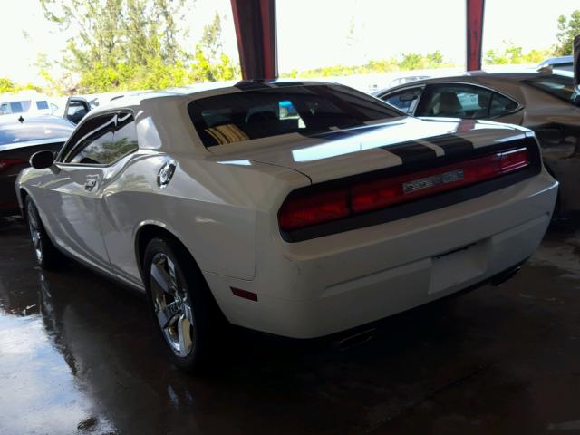 2B3CJ4DG0BH596574 - 2011 DODGE CHALLENGER WHITE photo 3