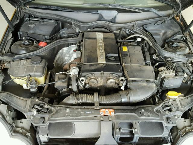 WDBRN40J73A402605 - 2003 MERCEDES-BENZ C BLACK photo 7