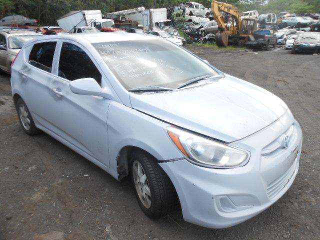 KMHCT5AE8GU243341 - 2016 HYUNDAI ACCENT GRAY photo 1