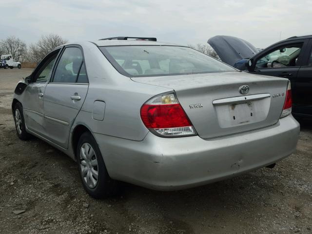 4T1BE32K45U030432 - 2005 TOYOTA CAMRY LE SILVER photo 3