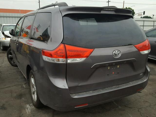 5TDKK3DC3ES464820 - 2014 TOYOTA SIENNA LE GRAY photo 3