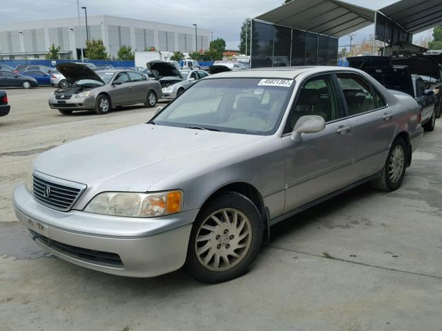 JH4KA9647WC000698 - 1998 ACURA 3.5RL SILVER photo 2