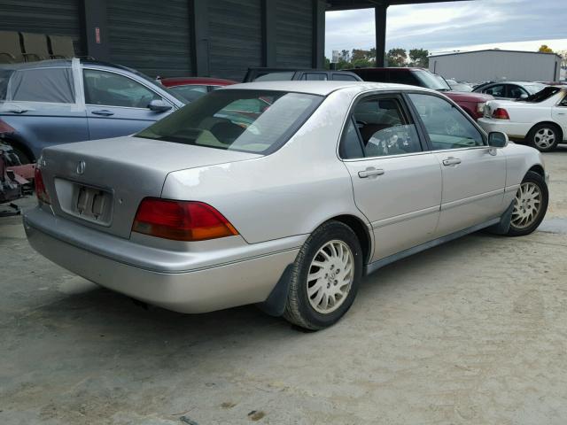 JH4KA9647WC000698 - 1998 ACURA 3.5RL SILVER photo 4