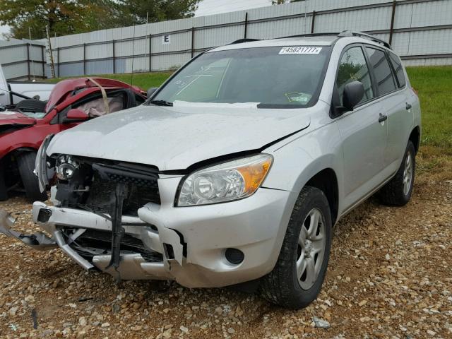 JTMBD35V975104261 - 2007 TOYOTA RAV4 SILVER photo 2