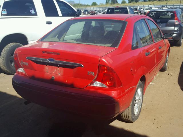 1FAFP3839YW260160 - 2000 FORD FOCUS ZTS RED photo 4