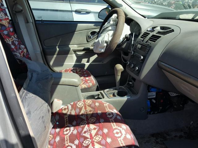 1G1ZS58F77F112673 - 2007 CHEVROLET MALIBU LS ვერცხლისფერი ფოტო 5