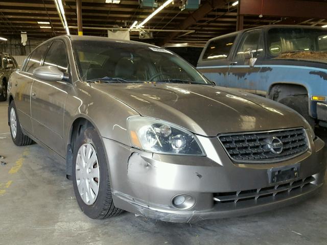 1N4AL11D95N429768 - 2005 NISSAN ALTIMA S GOLD photo 1