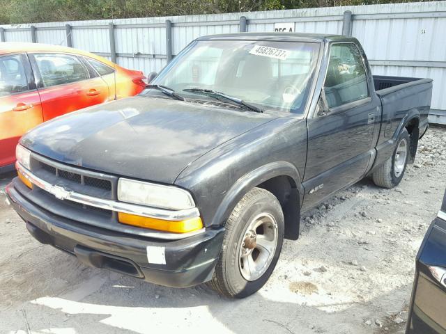 1GCCS1444WK177027 - 1998 CHEVROLET S TRUCK S1 BLACK photo 2