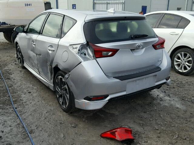 JTNKARJE7JJ563512 - 2018 TOYOTA COROLLA IM SILVER photo 3