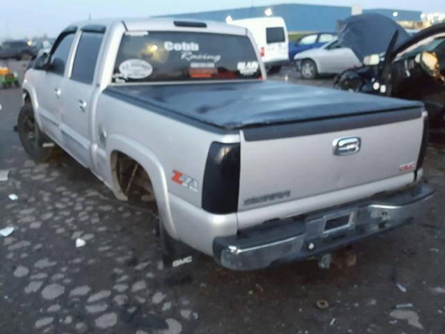 2GTEK13T551145090 - 2005 GMC NEW SIERRA SILVER photo 3