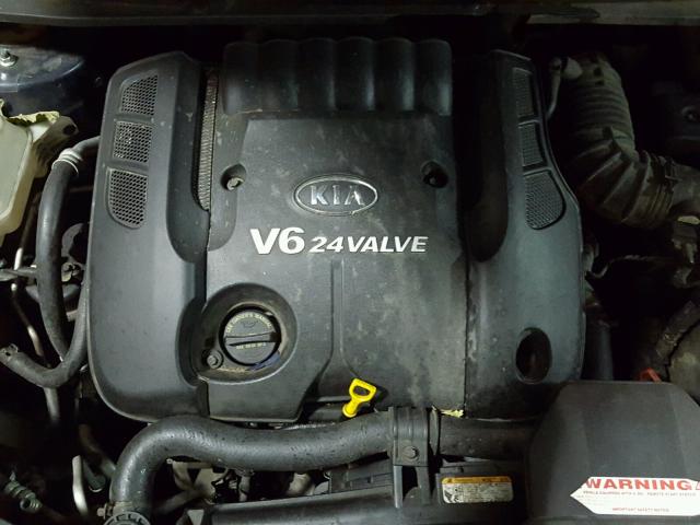 KNAFG526877111513 - 2007 KIA RONDO LX BLUE photo 7