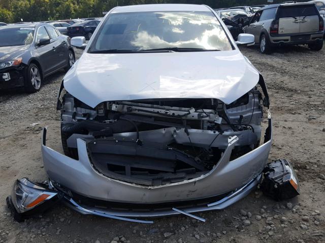 1G4GD5G37EF238525 - 2014 BUICK LACROSSE P SILVER photo 9