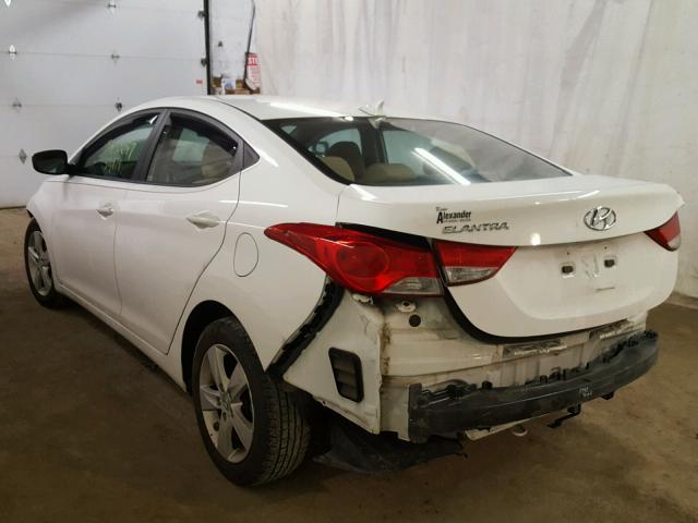 5NPDH4AE3DH338853 - 2013 HYUNDAI ELANTRA GL WHITE photo 3