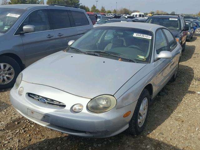 1FAFP53U1XA237530 - 1999 FORD TAURUS SE GRAY photo 2