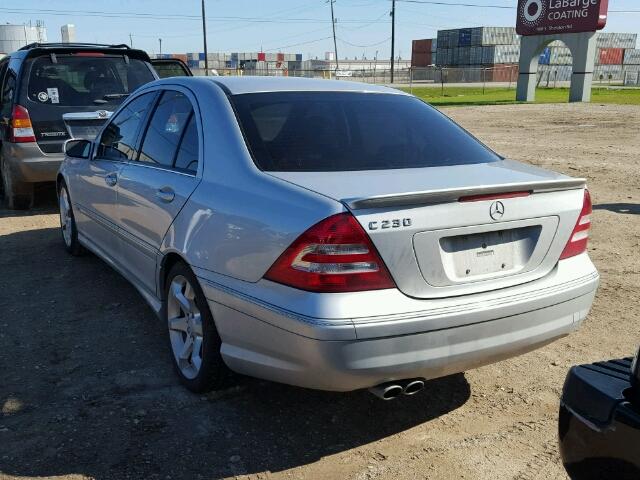 WDBRF52H07F931755 - 2007 MERCEDES-BENZ C 230 SILVER photo 3