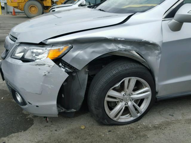 5J8TB3H5XDL016611 - 2013 ACURA RDX TECHNO SILVER photo 9