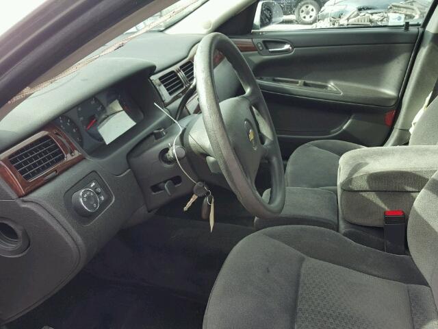 2G1WA5EKXA1206374 - 2010 CHEVROLET IMPALA SILVER photo 5