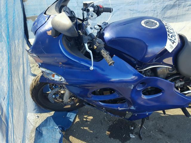 JS1GN79A832103027 - 2003 SUZUKI GSX600 F BLUE photo 9