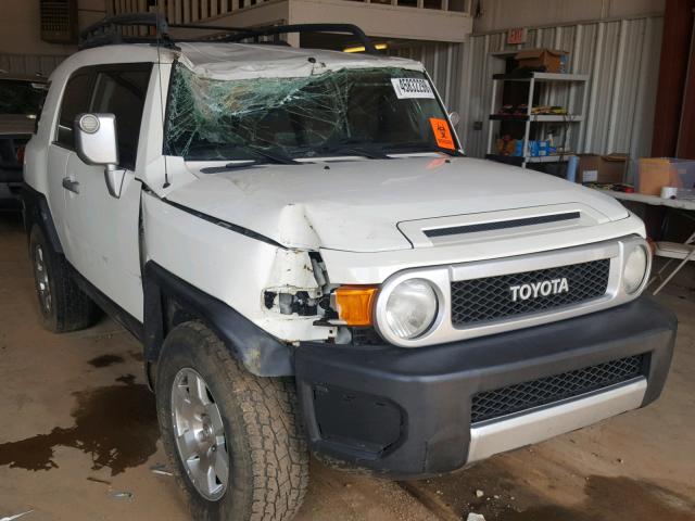 JTEBU4BF6AK095803 - 2010 TOYOTA FJ CRUISER WHITE photo 1