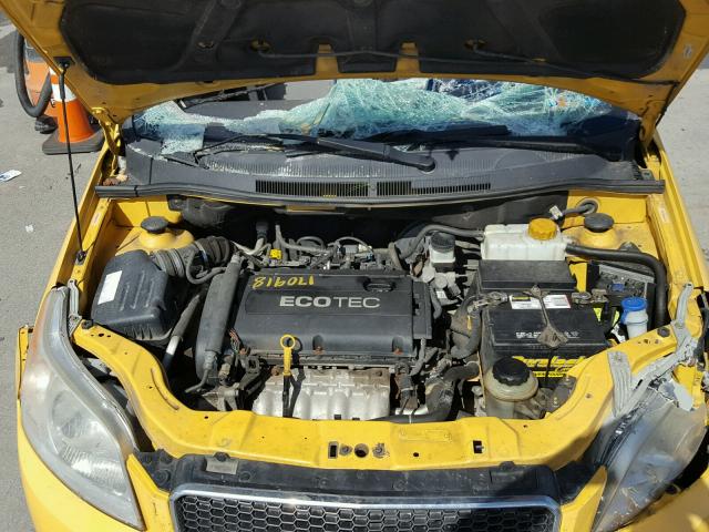 KL1TD66E89B617386 - 2009 CHEVROLET AVEO LS YELLOW photo 7