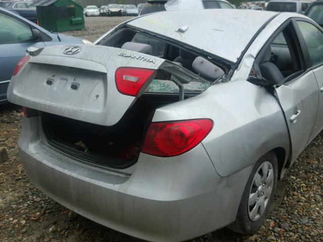 KMHDU46D58U461301 - 2008 HYUNDAI ELANTRA GL SILVER photo 9