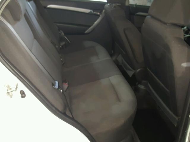 KL1TD56E39B692457 - 2009 CHEVROLET AVEO LS WHITE photo 6