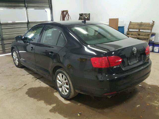 3VWDZ7AJ9BM399298 - 2011 VOLKSWAGEN JETTA SE BLACK photo 3