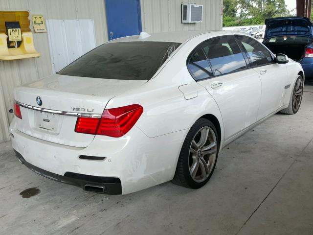 WBAKB8C5XCC963979 - 2012 BMW 750LI WHITE photo 4