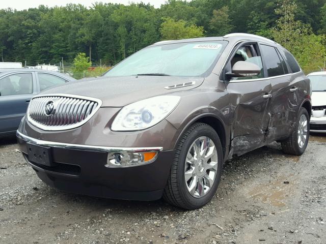 5GAKVDED9CJ376581 - 2012 BUICK ENCLAVE BROWN photo 2