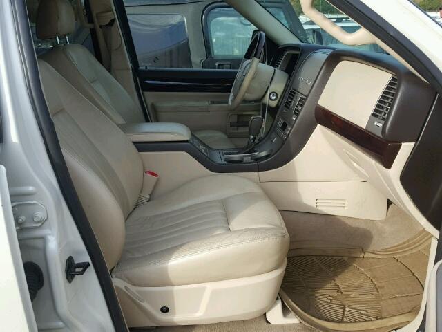 5LMEU88H43ZJ32027 - 2003 LINCOLN AVIATOR 白色 照片 5