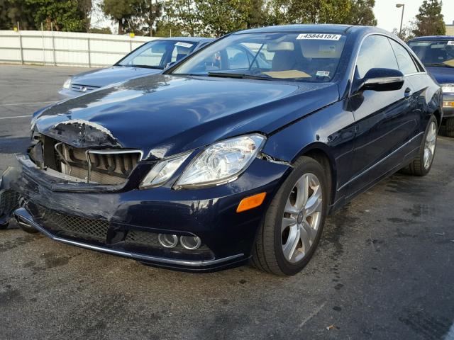 WDDKJ5GB0AF011157 - 2010 MERCEDES-BENZ E 350 BLUE photo 2