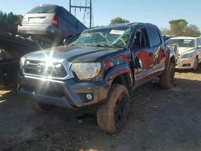 3TMLU4EN6CM100473 - 2012 TOYOTA TACOMA DOU GRAY photo 2