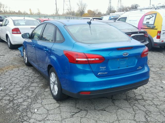 1FADP3F2XGL267345 - 2016 FORD FOCUS SE BLUE photo 3