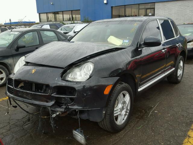 WP1AB29PX4LA74880 - 2004 PORSCHE CAYENNE BLACK photo 2