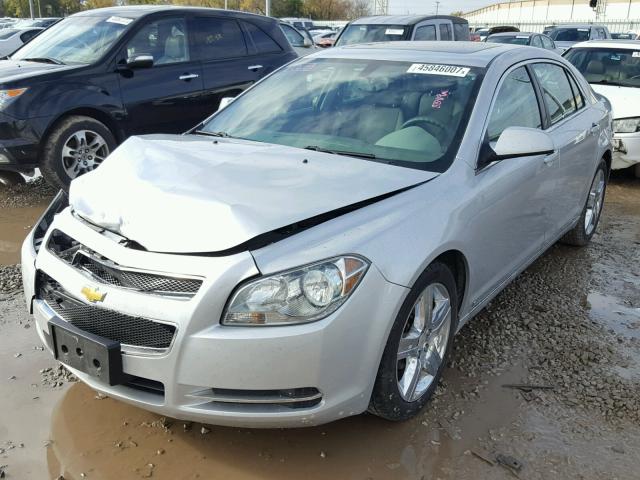 1G1ZH57B09F257389 - 2009 CHEVROLET MALIBU 1LT SILVER photo 2