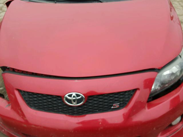 1NXBU4EE4AZ332215 - 2010 TOYOTA COROLLA BA RED photo 7