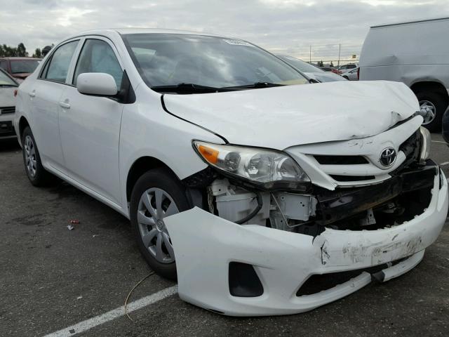 5YFBU4EE8DP075792 - 2013 TOYOTA COROLLA BA WHITE photo 1