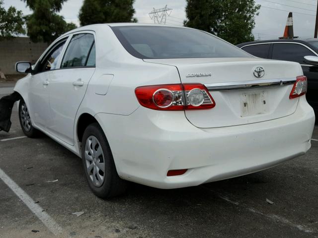 5YFBU4EE8DP075792 - 2013 TOYOTA COROLLA BA WHITE photo 3