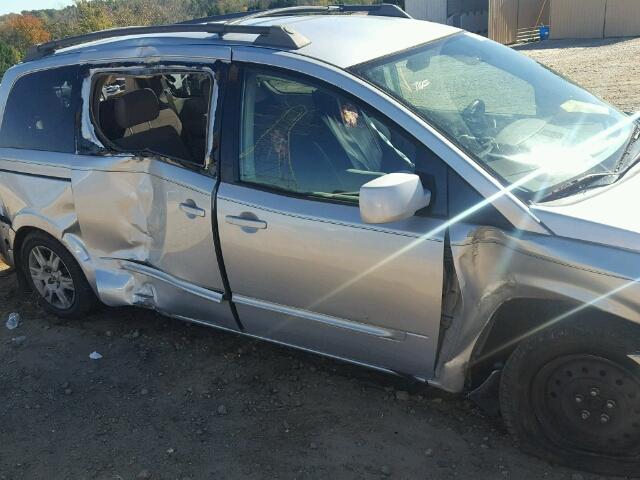 5N1BV28U25N114942 - 2005 NISSAN QUEST S GRAY photo 9