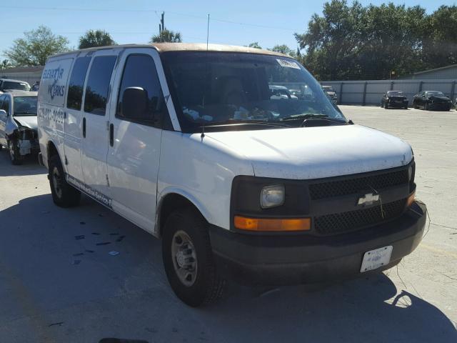 1GCGG25V361201758 - 2006 CHEVROLET EXPRESS G2 WHITE photo 1