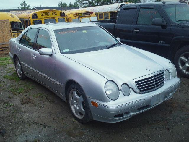 WDBJF83J61X051676 - 2001 MERCEDES-BENZ E430 SILVER photo 1