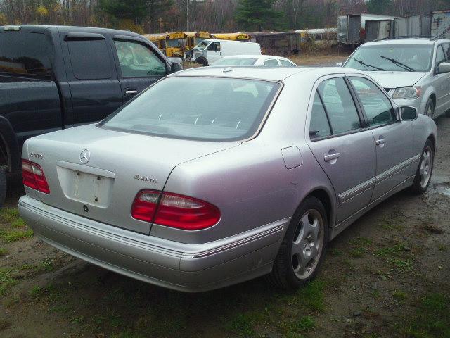 WDBJF83J61X051676 - 2001 MERCEDES-BENZ E430 SILVER photo 4