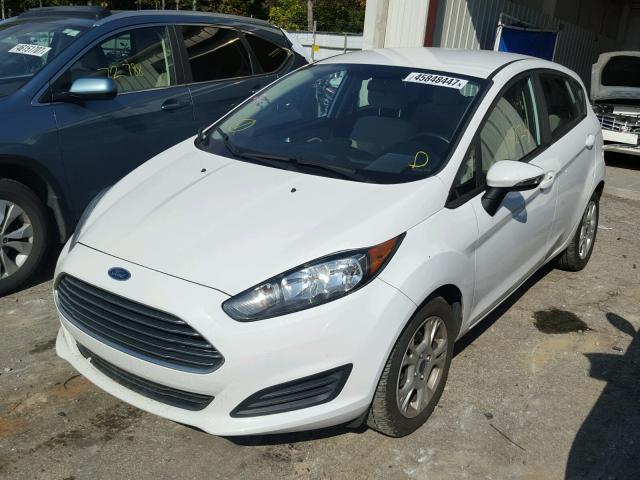 3FADP4EJ2EM200541 - 2014 FORD FIESTA SE WHITE photo 2