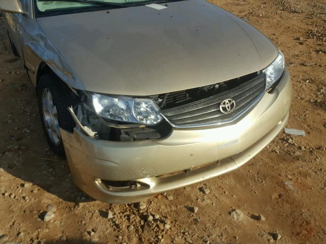 2T1CF22P72C592636 - 2002 TOYOTA CAMRY SOLA GOLD photo 9