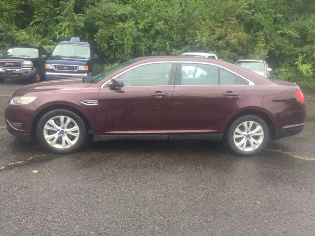 1FAHP2EW4BG155450 - 2011 FORD TAURUS SEL MAROON photo 6