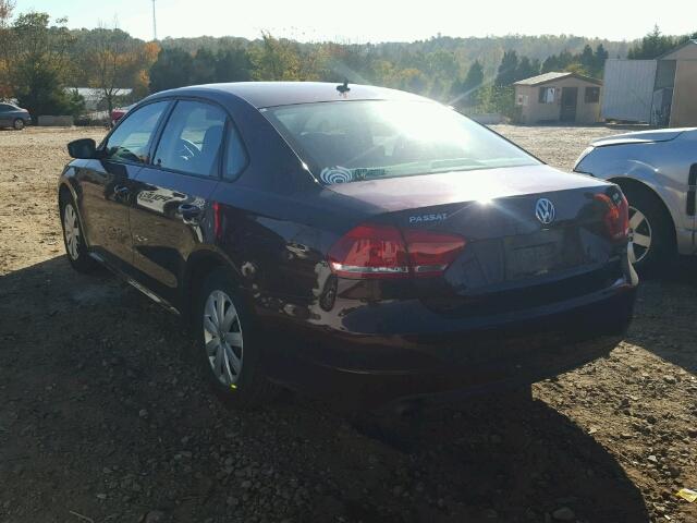 1VWAP7A3XDC125316 - 2013 VOLKSWAGEN PASSAT S მუქწითელი ფოტო 3