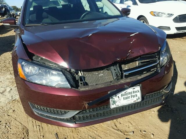 1VWAP7A3XDC125316 - 2013 VOLKSWAGEN PASSAT S მუქწითელი ფოტო 9