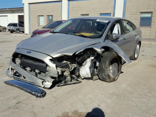 3FA6P0UU0FR142818 - 2015 FORD FUSION S H SILVER photo 2