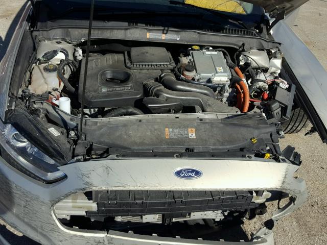 3FA6P0UU0FR142818 - 2015 FORD FUSION S H SILVER photo 7