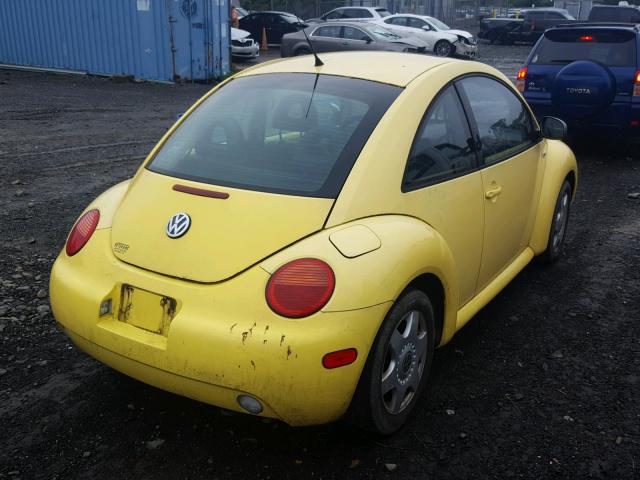 3VWCC21C1YM479463 - 2000 VOLKSWAGEN NEW BEETLE YELLOW photo 4